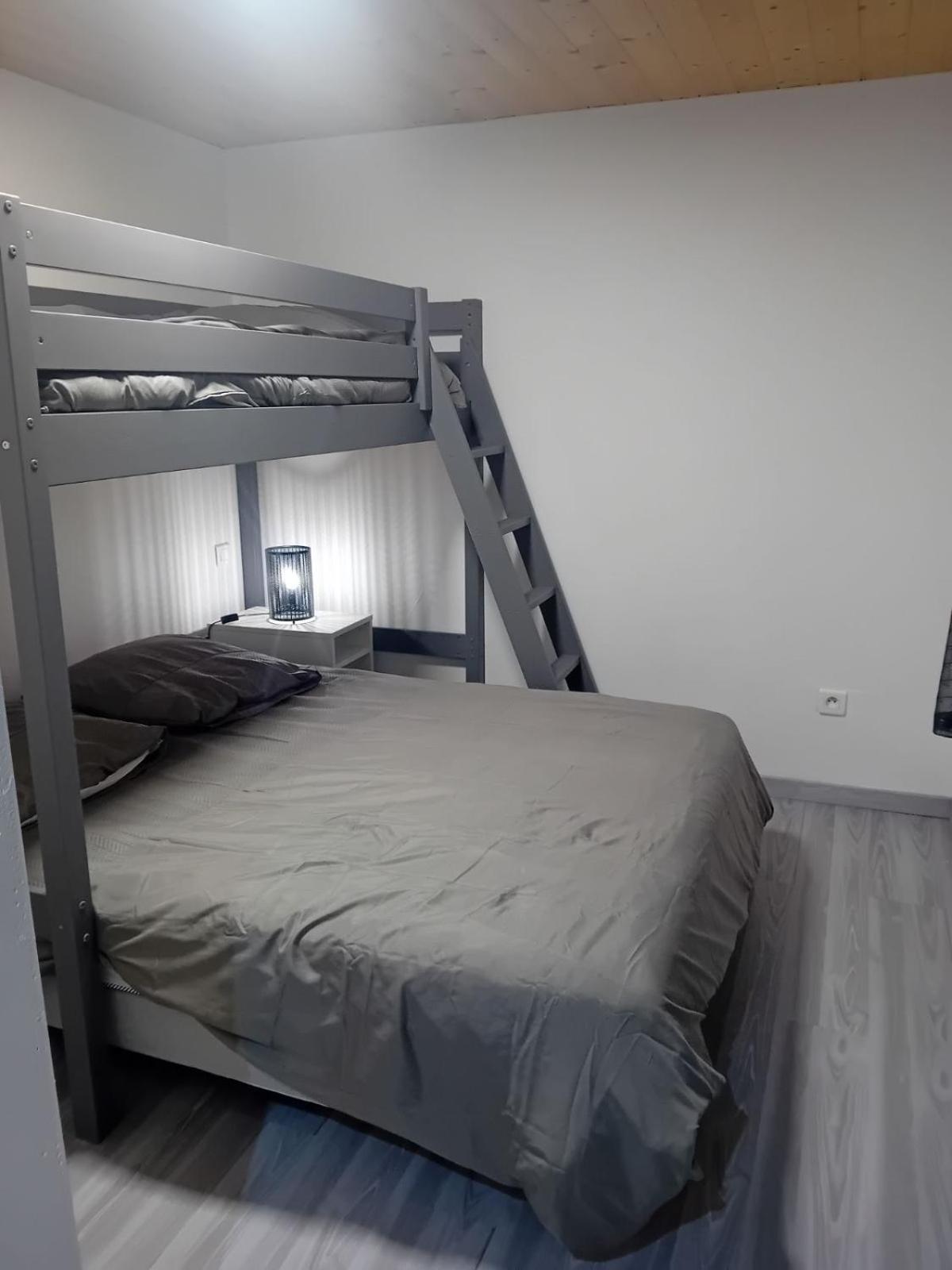 Paquito, Mini Maison 1 Chambre Avec Terrasse Et Parking Ax-les-Thermes Εξωτερικό φωτογραφία